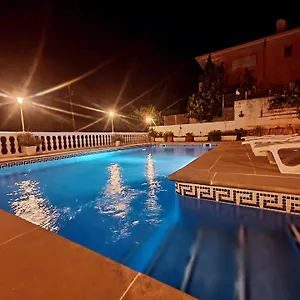 https://magnifica-villa-con-piscina-vicina-alle-spiagge.top-hotels-tarragona.com
